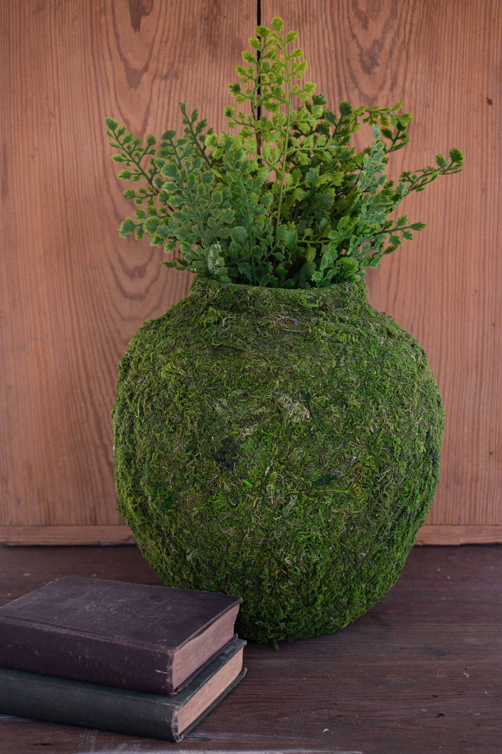 moss vase