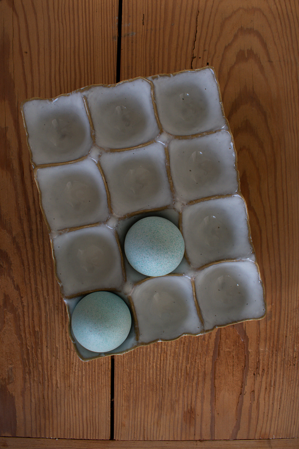 ceramic egg holder