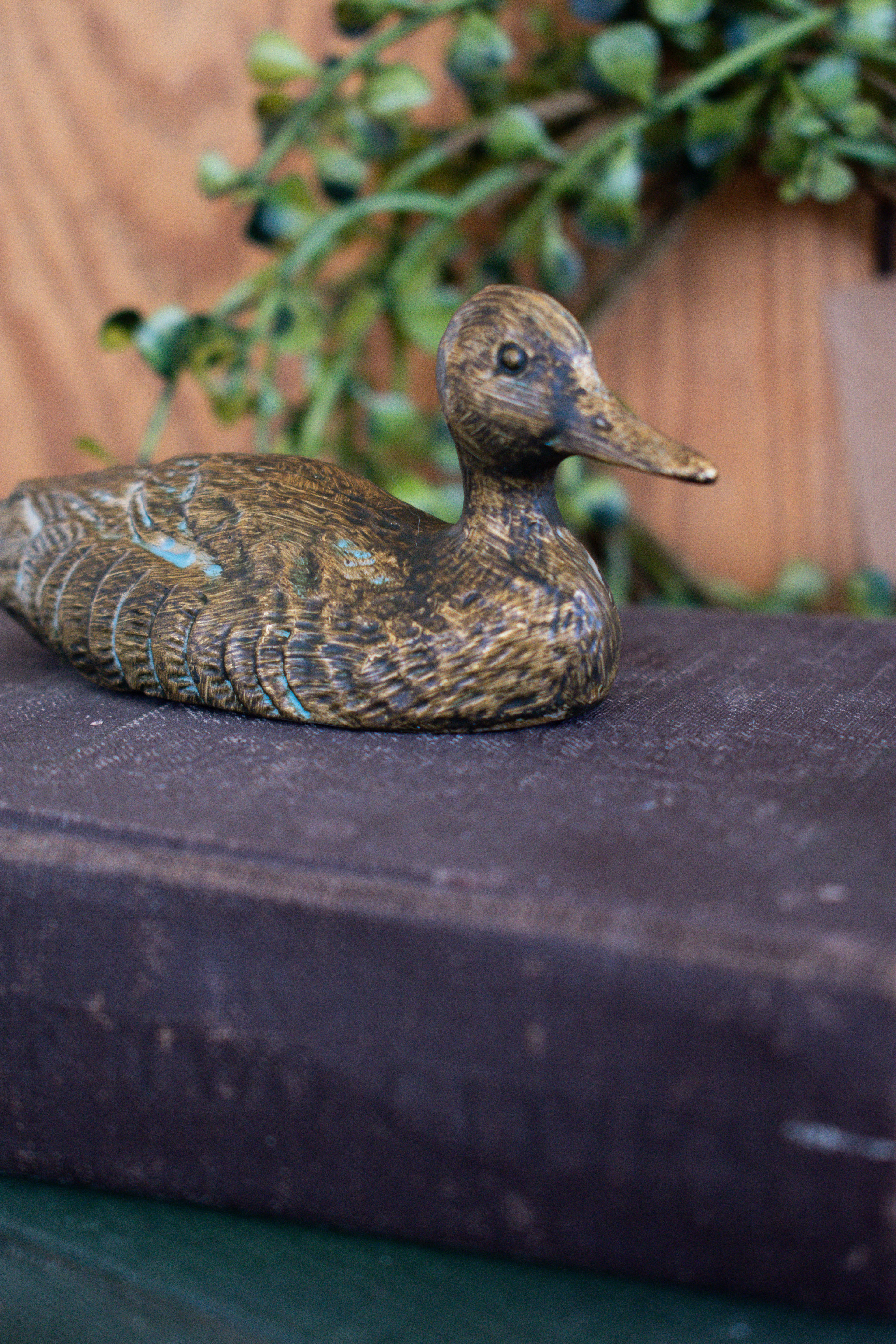 mini gold sitting duck