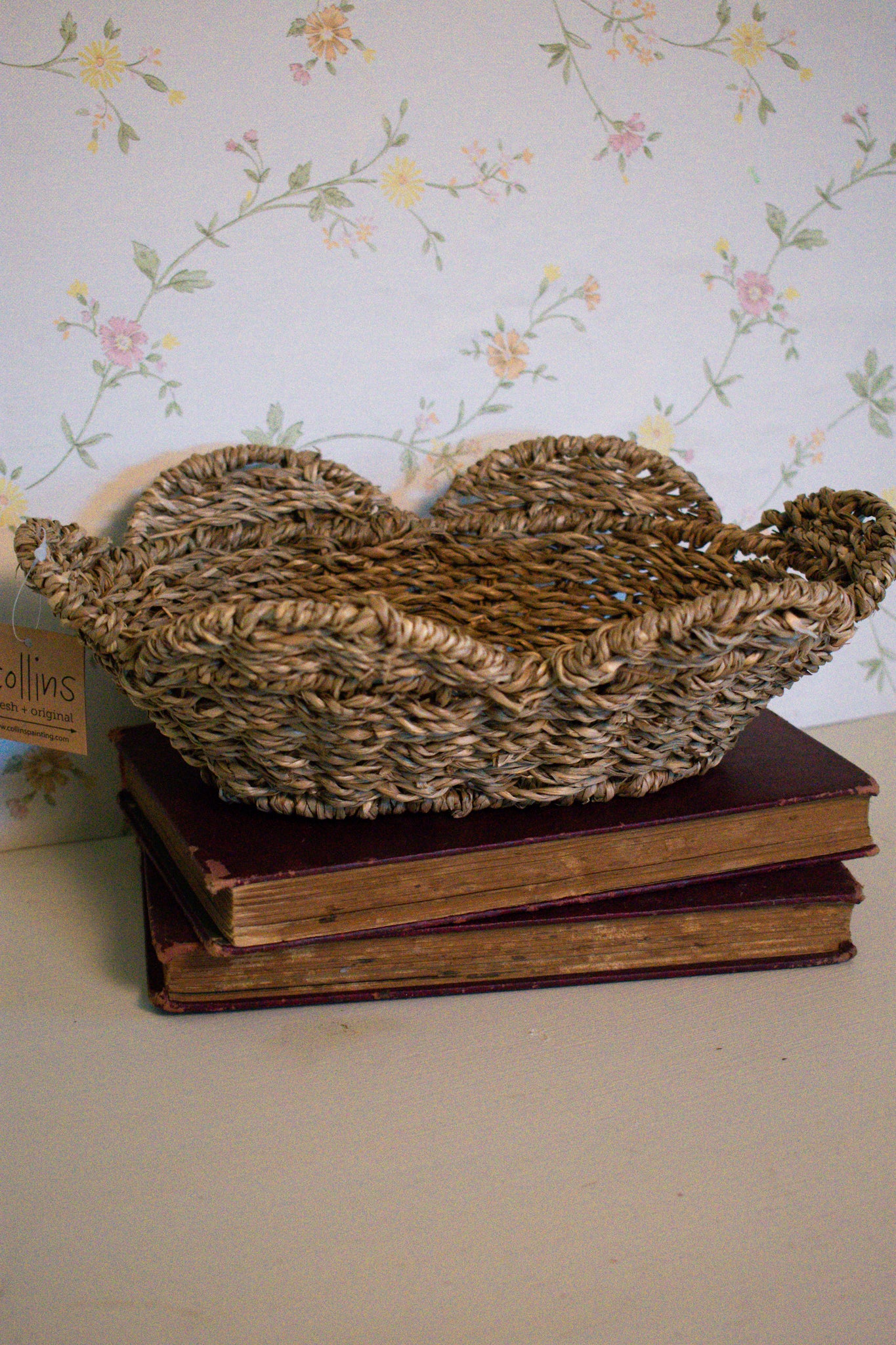 seagrass scalloped basket