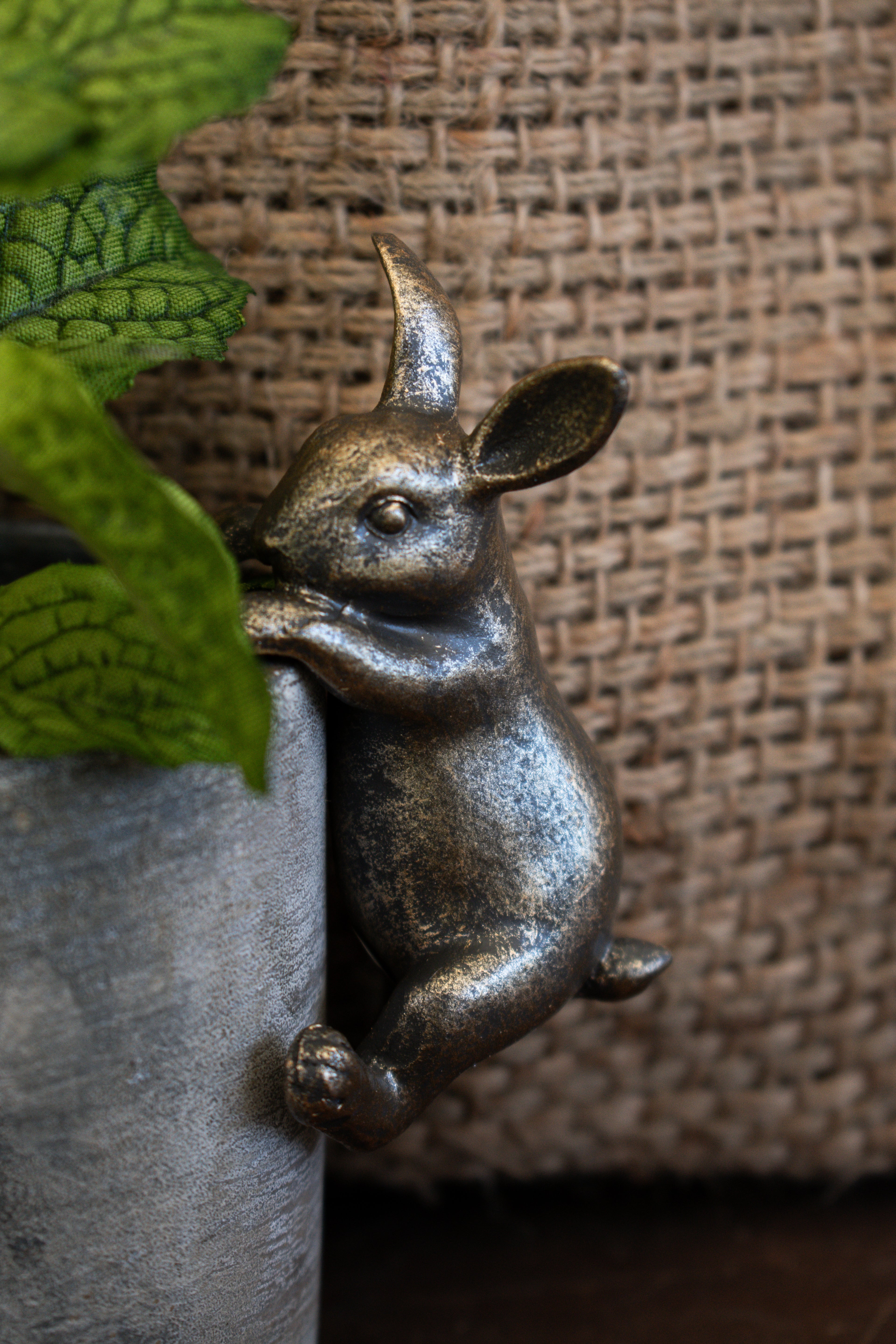 mini rabbit pot hugger