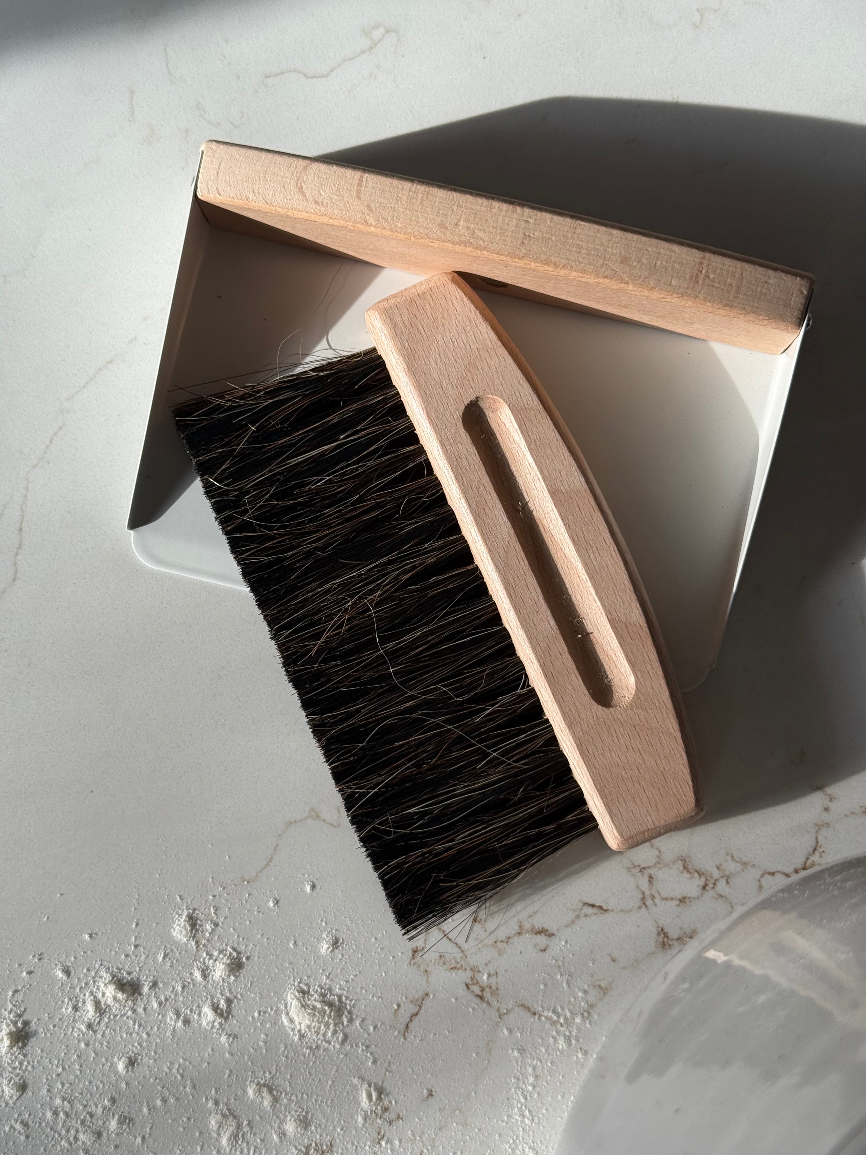 mini broom and dustpan